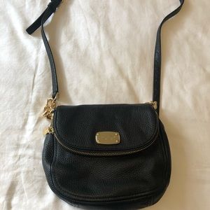 Michael kors crossbody- black